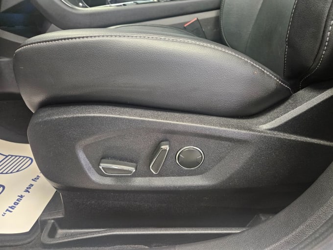 2025 Ford S-max