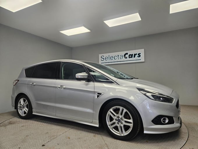 2025 Ford S-max