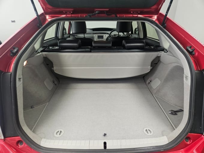 2025 Toyota Prius