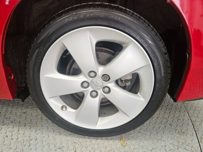 2025 Toyota Prius