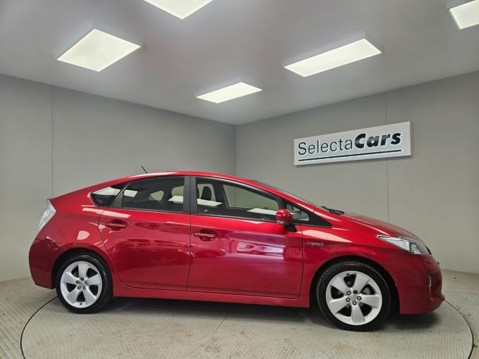 2025 Toyota Prius