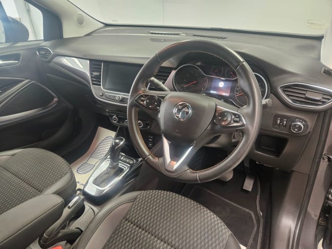 2025 Vauxhall Crossland X