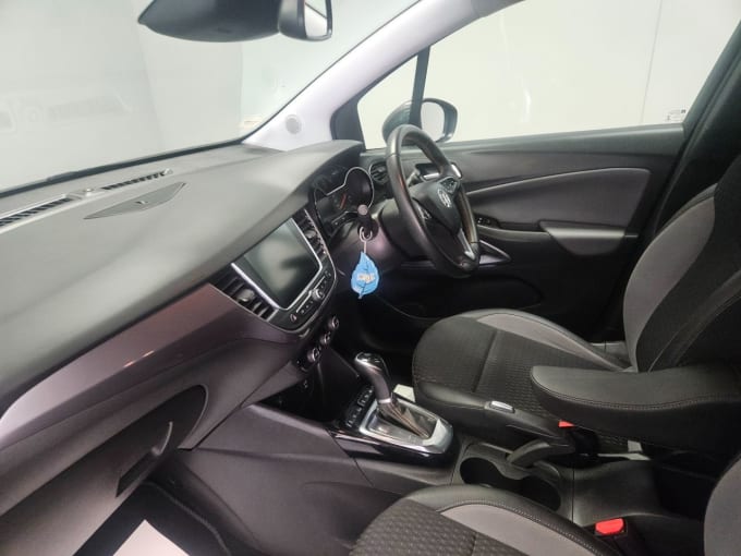 2025 Vauxhall Crossland X