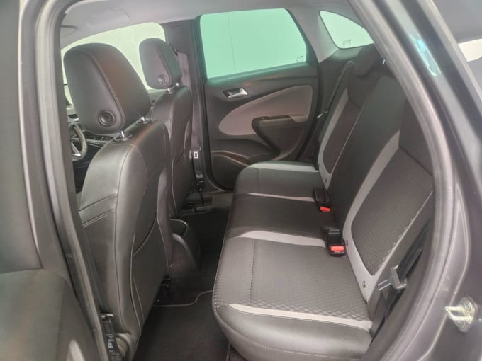 2025 Vauxhall Crossland X