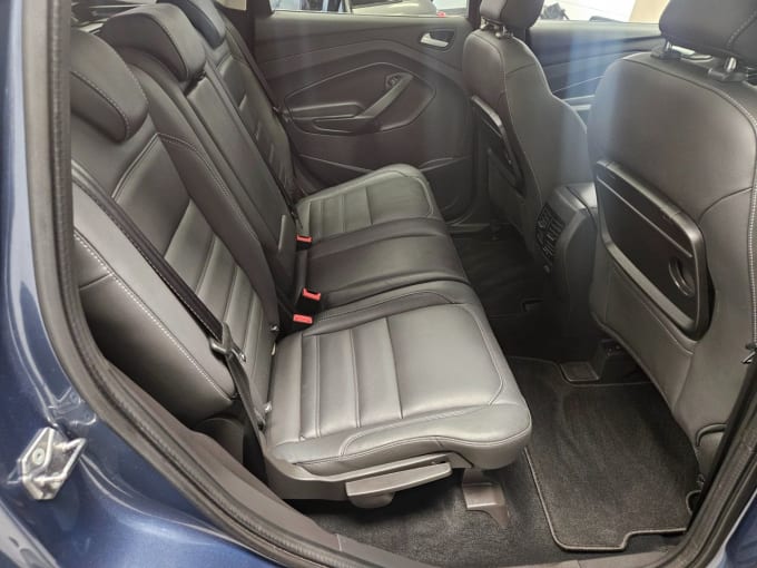 2025 Ford Kuga
