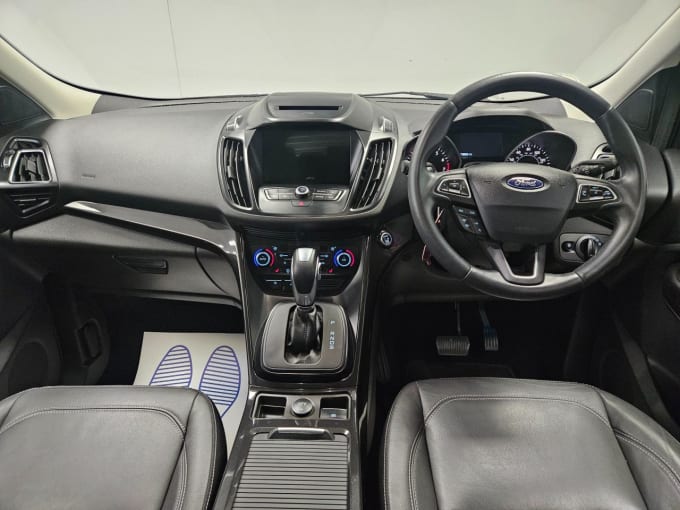 2025 Ford Kuga