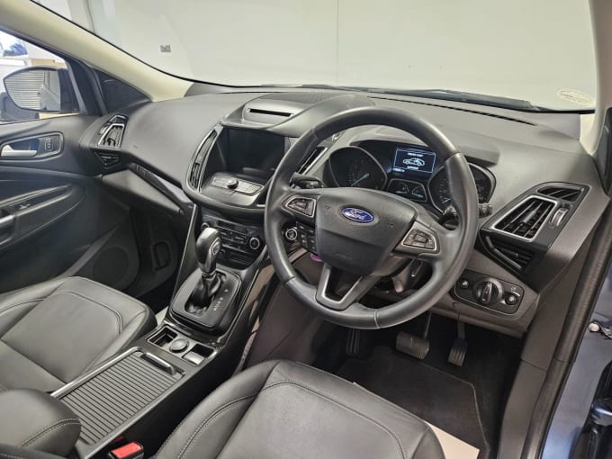 2025 Ford Kuga