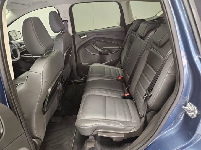 2025 Ford Kuga