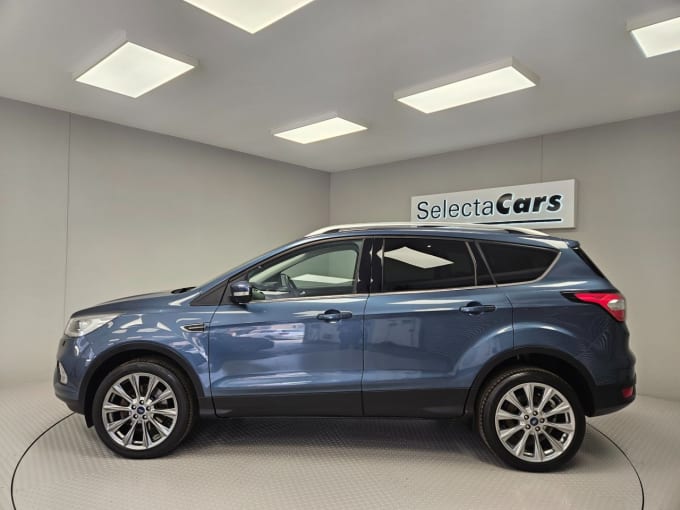 2025 Ford Kuga