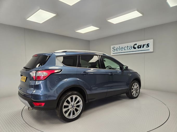 2025 Ford Kuga