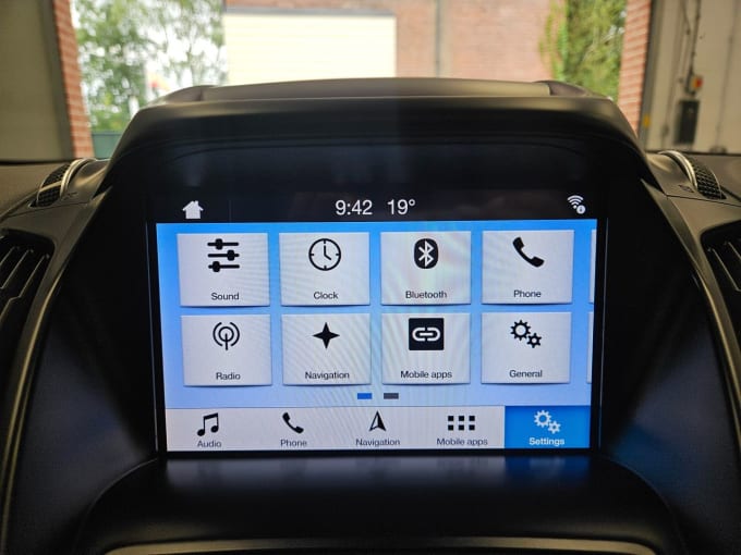 2025 Ford Kuga