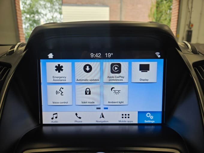 2025 Ford Kuga