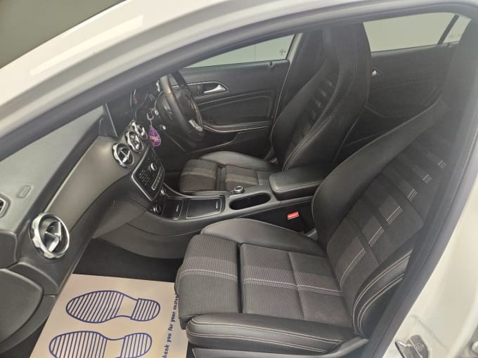 2025 Mercedes-benz 180