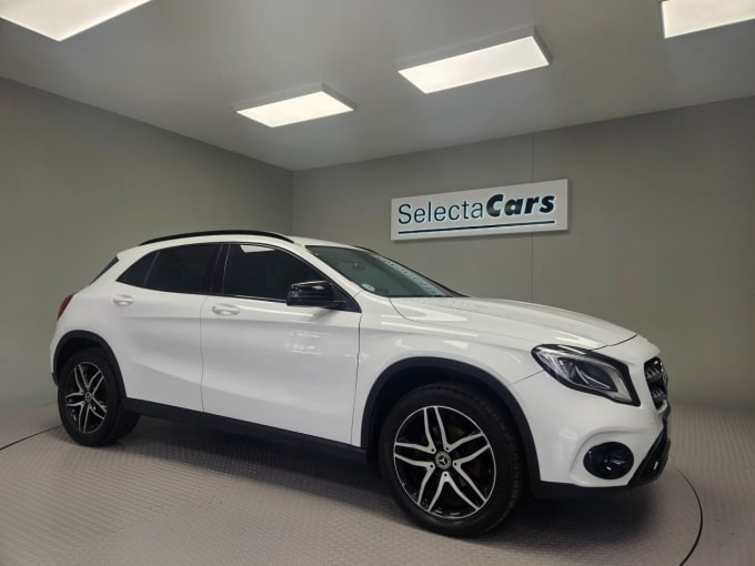 2025 Mercedes-benz 180