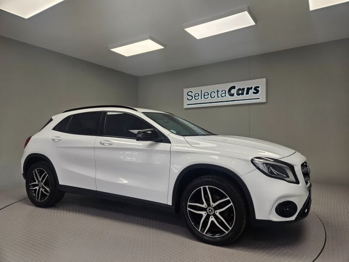 2025 Mercedes-benz 180