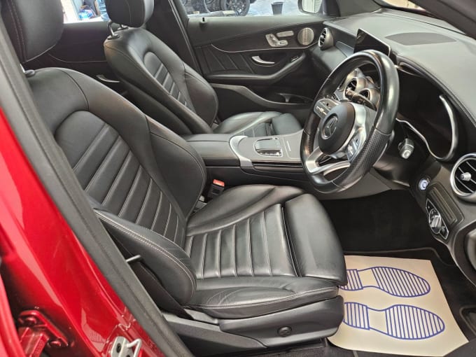 2025 Mercedes-benz Glc