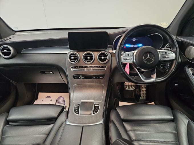 2025 Mercedes-benz Glc