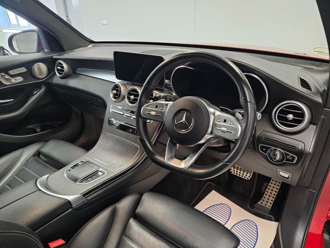 2025 Mercedes-benz Glc