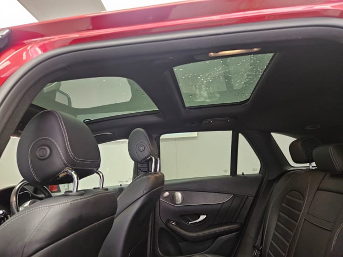 2025 Mercedes-benz Glc