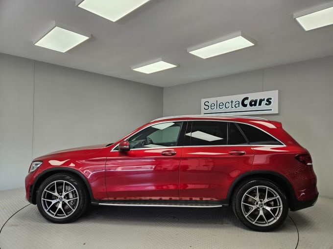 2025 Mercedes-benz Glc
