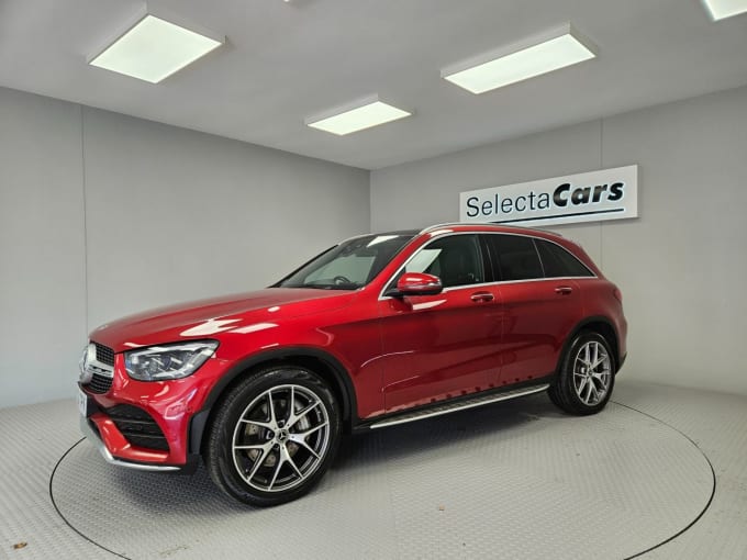 2025 Mercedes-benz Glc