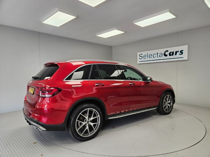 2025 Mercedes-benz Glc