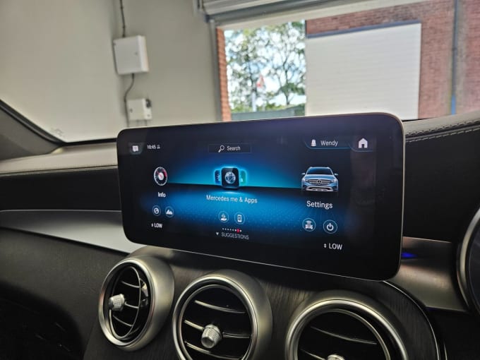 2025 Mercedes-benz Glc