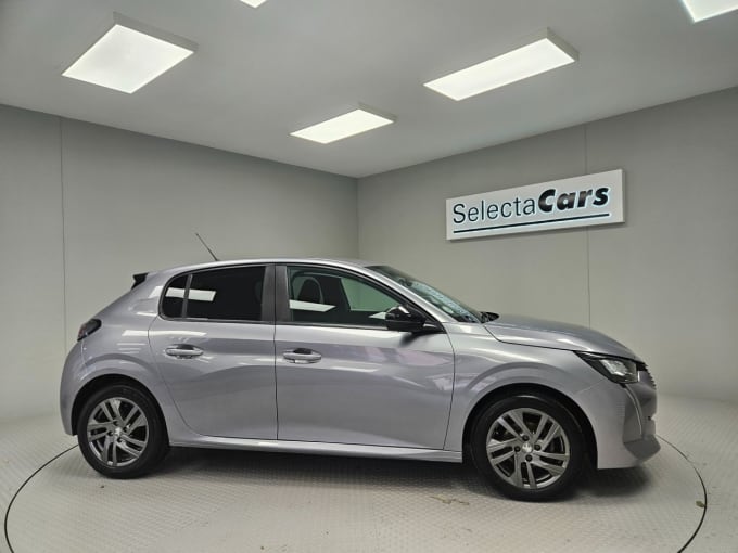 2025 Peugeot 208