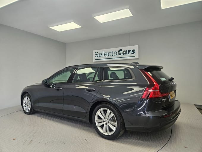 2025 Volvo V60