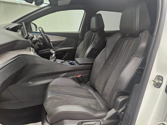 2025 Peugeot 3008