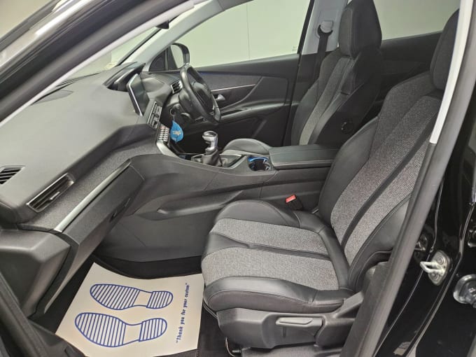 2025 Peugeot 3008
