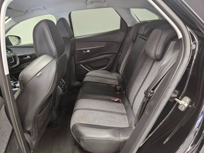 2025 Peugeot 3008