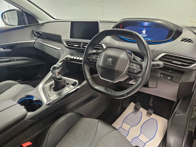 2025 Peugeot 3008