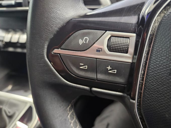 2025 Peugeot 3008