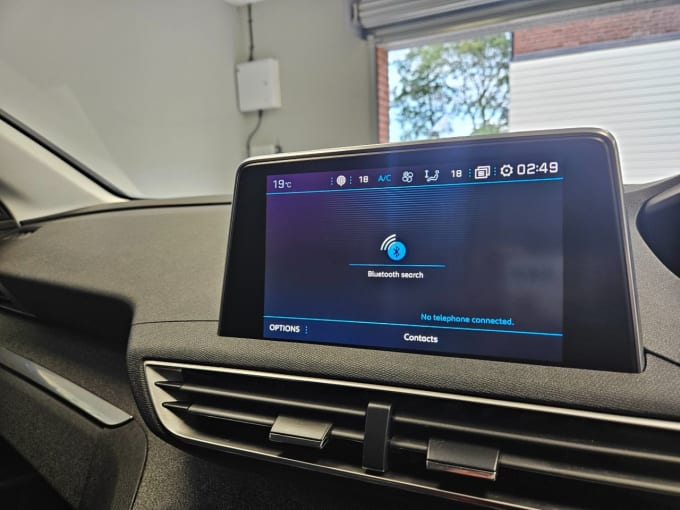2025 Peugeot 3008
