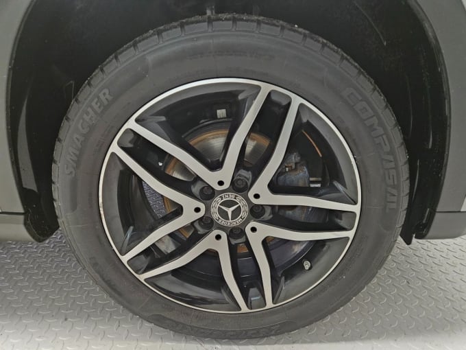 2025 Mercedes-benz 180