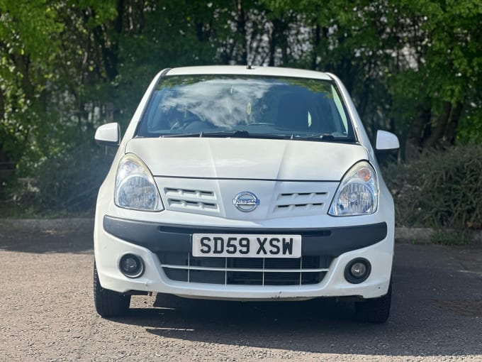 2025 Nissan Pixo