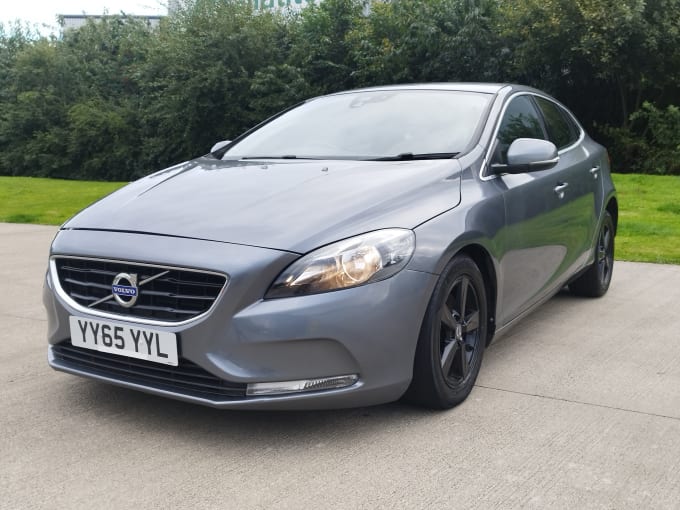 2015 Volvo V40