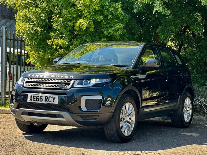 2025 Land Rover Range Rover Evoque