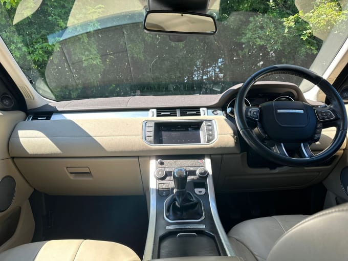 2025 Land Rover Range Rover Evoque