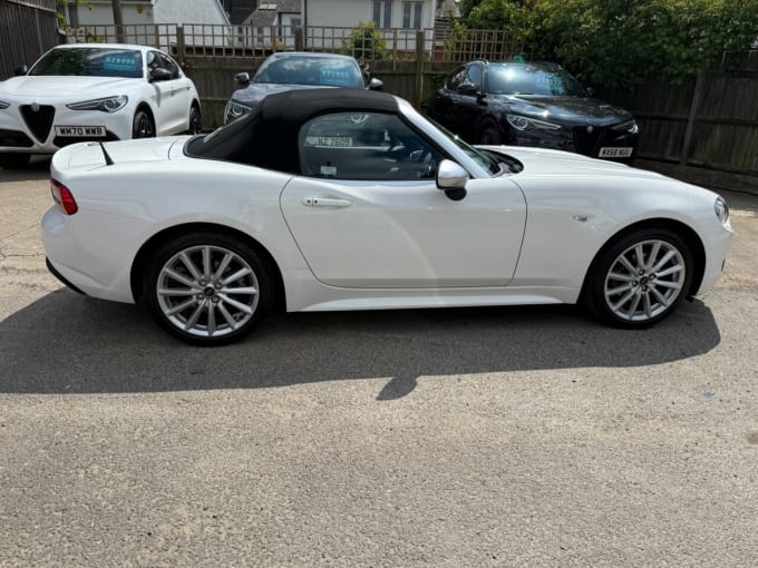 2025 Fiat 124