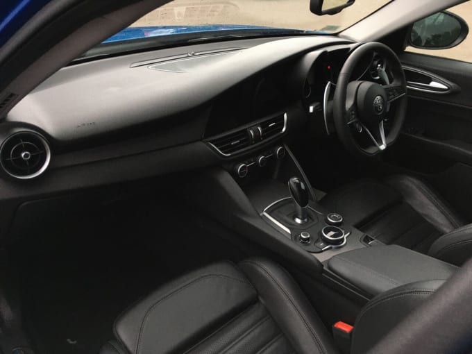 2025 Alfa Romeo Giulia