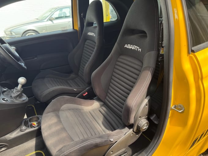 2025 Abarth 595