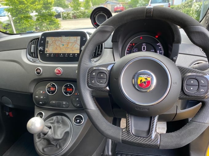 2025 Abarth 595