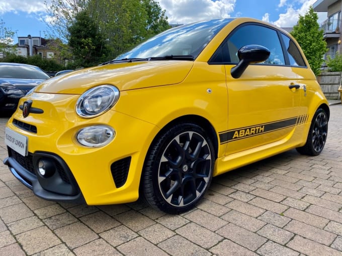 2025 Abarth 595
