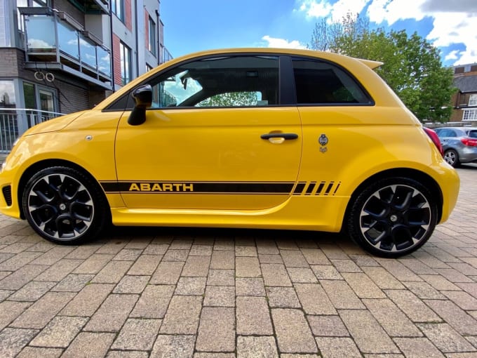 2025 Abarth 595
