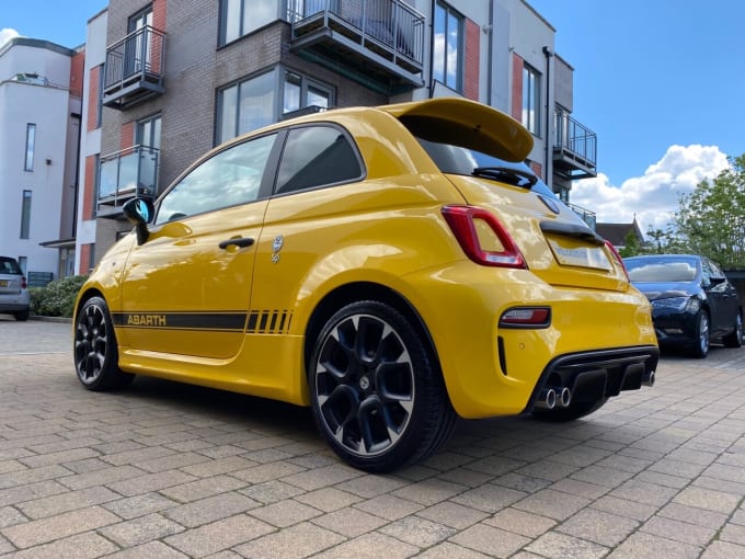 2025 Abarth 595