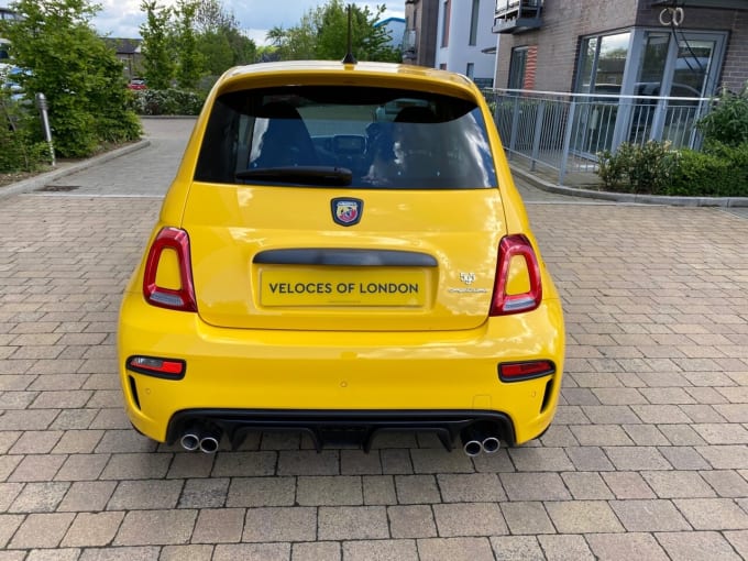 2025 Abarth 595