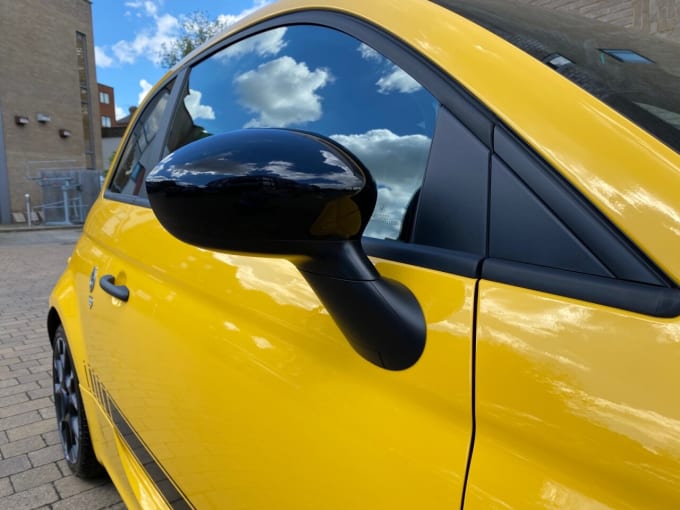 2025 Abarth 595