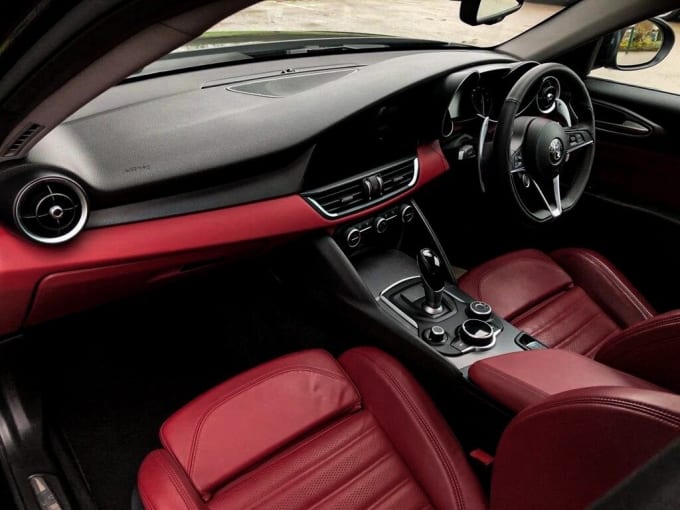 2025 Alfa Romeo Giulia